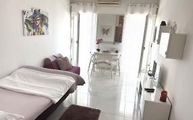 Cute Studio-Great Location
